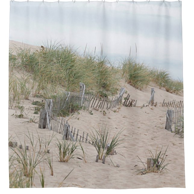 Sanddünen und Strandzäune Duschvorhang (Vorderseite)