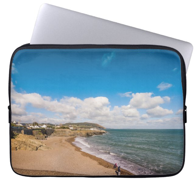 Sandstrand in Irland Laptopschutzhülle (Vorderseite)