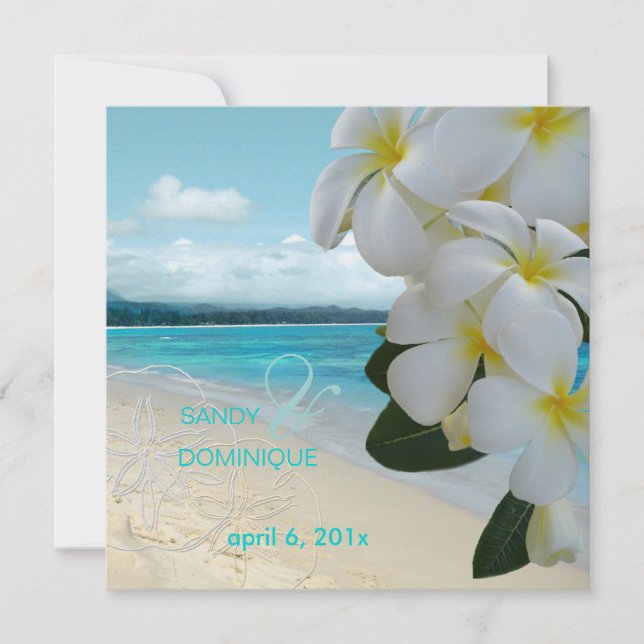 Sandstrand/Plumeria Hochzeit in Urlaubsort Einladung (Vorderseite)