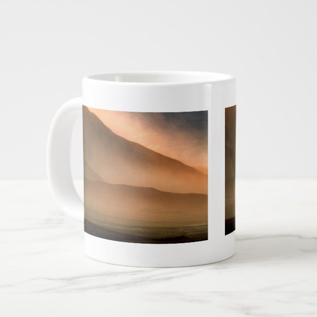 Sandsturm an den Süßhülsenbaum-Sanddünen, Jumbo-Tasse (Vorderseite Links)