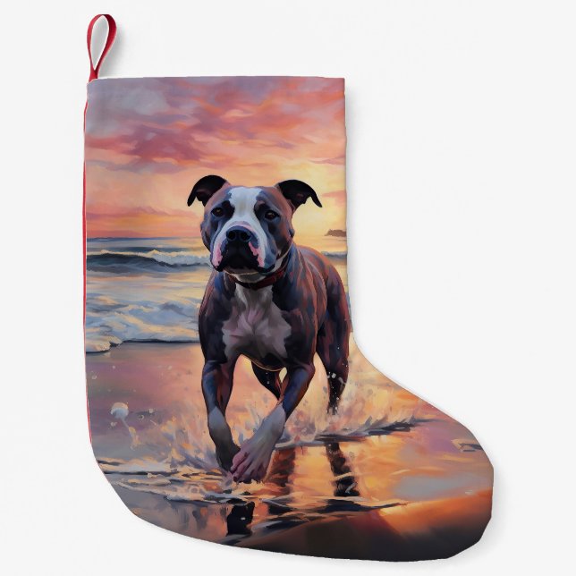 Sandy American Staffordshire Dog on Beach Sunset Kleiner Weihnachtsstrumpf (Vorderseite)