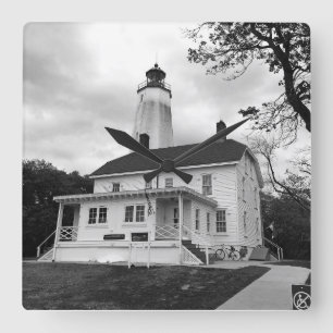 Sandy Hook Lighthouse Quadratische Wanduhr