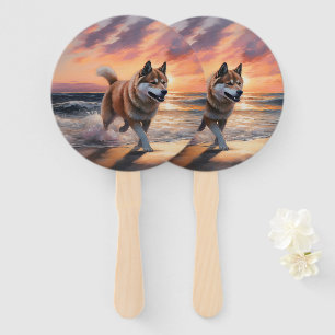 Sandy Paws Akita Dog auf Beach Sunset Fächer