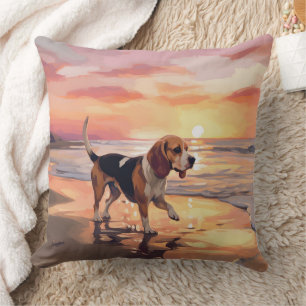 Sandy Paws Beagle Hund am Strand Sonnenuntergang Kissen