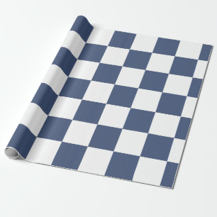 Sanft gedämpftes Blau-Weiß-Karo – Ruhige Eleganz Geschenkpapier