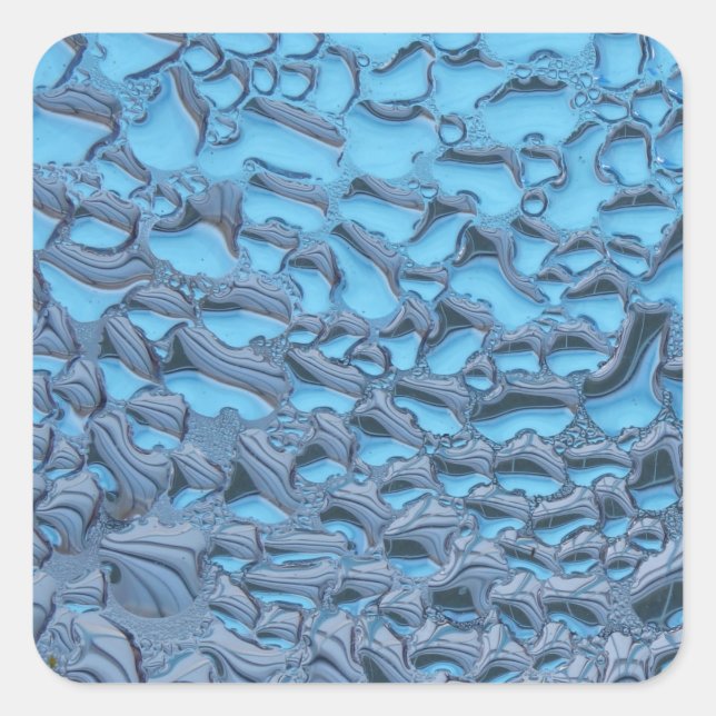 Sanfte Regentropfen aus blauem Glas Quadratischer Aufkleber (Vorderseite)