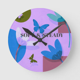 Sanfte und stetige florale Schmetterlings-Wanduhr Runde Wanduhr