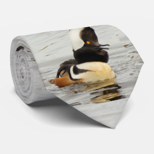 Sängerin im Making: Gedeckter Merganser Krawatte