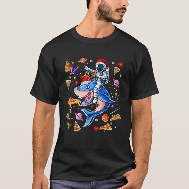Santa Astronaut Riding Reindeer Shark With Pizzas  T-Shirt (Vorderseite)