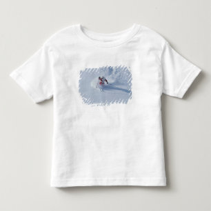 Santa beim Skifahren im Snowbird Skigebiet, Wasatc Kleinkind T-shirt