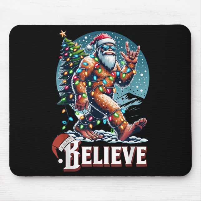 Santa Bigfoot Christmas Lights Funny Sasquatch Bel Mousepad (Vorne)