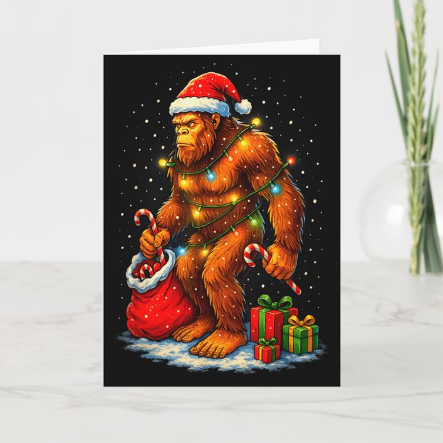 Santa Bigfoot Christmas Lights Funny Sasquatch  Karte (Vorderseite)
