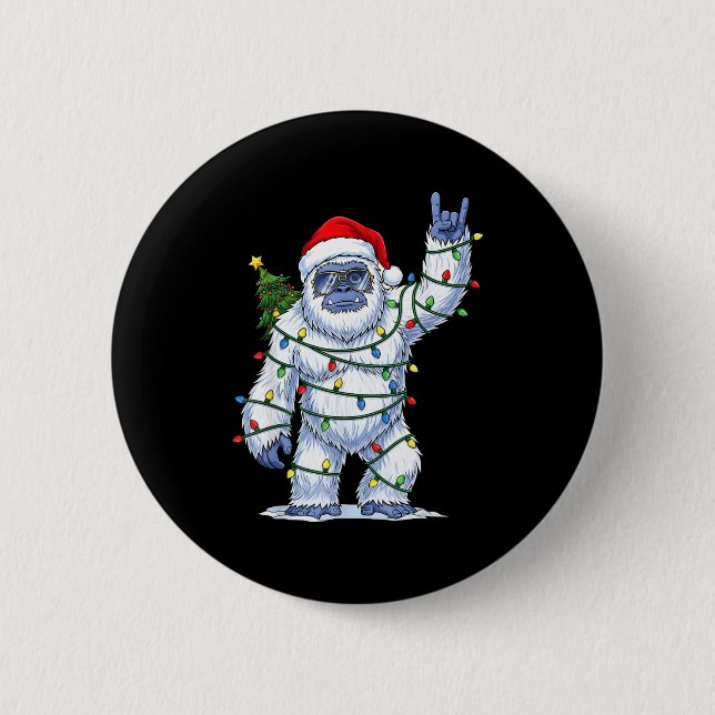 Santa Bigfoot Christmas Tree Xmas Lights Funny Sas Button (Vorderseite)