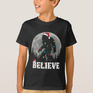 Santa Bigfoot Weihnachtsbeleuchtung Lustiger Sasqu T-Shirt