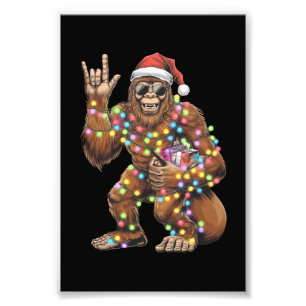 Santa Bigfoot Weihnachtsbeleuchtung Rock Lustig  Fotodruck