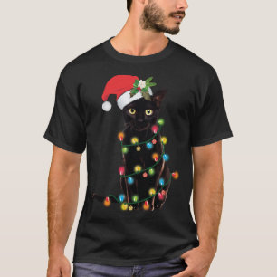 Santa Black Cat hallte in Weihnachtsbaumlicht auf T-Shirt