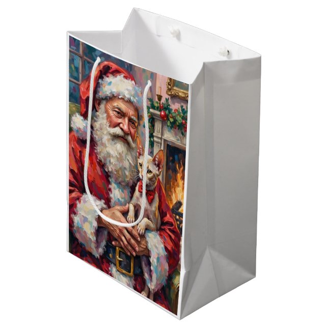 Santa Claus Holding Sphynx Cat Christmas Art Mittlere Geschenktüte (Vorderseite Schrägansicht)