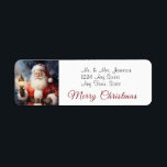 Santa Claus Merry Christmas<br><div class="desc">Ein wunderschönes Bild des Weihnachtsmannes mit seinem leuchtend roten Anzug und Hut,  der eine Laterne hält,  um seinen Weg zu beleuchten. Dies ist ein digital erstelltes Bild.</div>