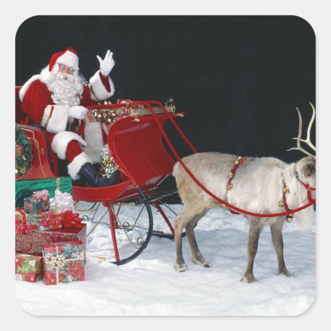 Santa Claus on sleigh with presents Quadratischer Aufkleber (Vorderseite)