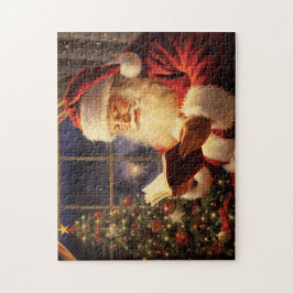 Santa Claus Reading am Weihnachtsbaum