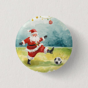 Santa Claus spielt Fußball Weihnachtsfeld Button