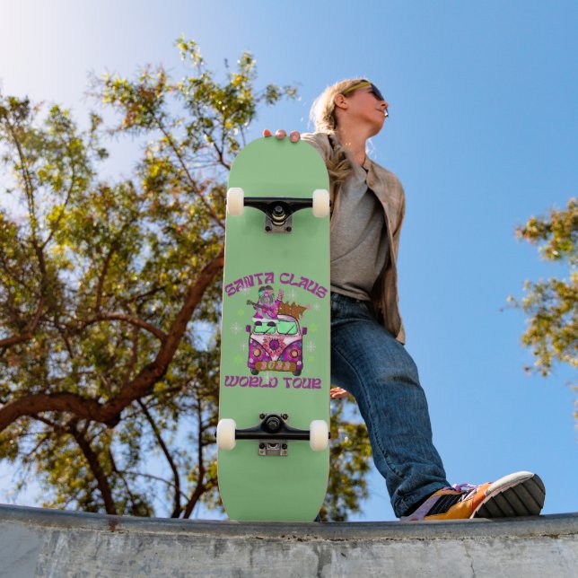 SANTA CLAUS WELTTOUR im Stil der 70er Jahre Skateboard (Außenbereich 1)