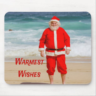 Santa Clause am Strand Warmest wünscht einen sonni Mousepad