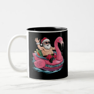 Santa-Flamingo-Schwimmhilfe-Weihnachten-im-Juli-So Zweifarbige Tasse