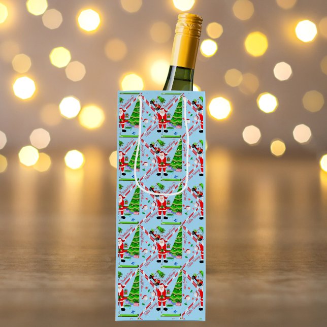 Santa Golfing by Christmas Tree Geschenktüte Für Weinflaschen (Golf-Themed Wine Surprise! Wrap bottles, spread festive cheer with Santa's flair.)
