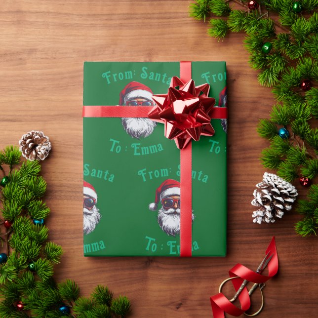 Santa Hat Face Personalize Christmas Green gift Geschenkpapier (Feiertagsgeschenk)