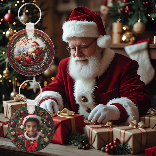 Santa in Sleigh Schlüsselanhänger (Von Creator hochgeladen)
