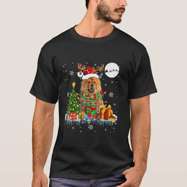 Santa Reindeer Chow Chow Christmas Tree Lights Dog T-Shirt (Vorderseite)
