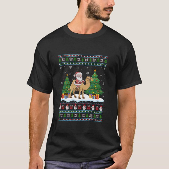 Santa Riding Bactrian Camel Tree Lights Ugly Xmas T-Shirt (Vorderseite)