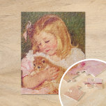 Sara Holding a Cat | Mary Cassatt<br><div class="desc">Sara Holding a Cat (1908) von der amerikanischen Impressionistin Mary Cassatt. Die originelle Kunstmalerei stellt ein Portrait eines kleinen Mädchens dar,  das ein rosa Kleid trägt und ein Kätzchen hält. Verwenden Sie die Entwurfstools,  um einen benutzerdefinierten Text hinzuzufügen oder das Bild zu personalisieren.</div>