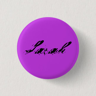 Sarah von Waisenschwarzes beunruhigtem Button