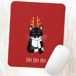 Sarcastic Christmas Cat Spaß Mousepad<br><div class="desc">Eine sarkastische,  verärgerte und unbegeisterte schwarz-weiße Tuxedokatze mit Weihnachtsliedern.  Ho ho,  etc. Ändern oder entfernen Sie den Text zu anpassen.</div>