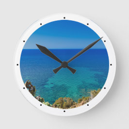 Sardiniens blaues Meer und Himmel mit mediterranem Runde Wanduhr