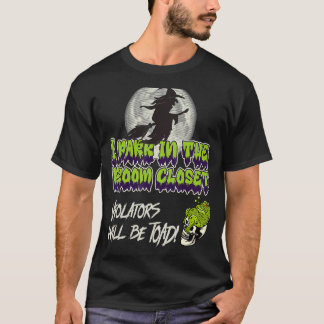 Sarkastische Halloween Hexe ich Park im Zimmer nah T-Shirt