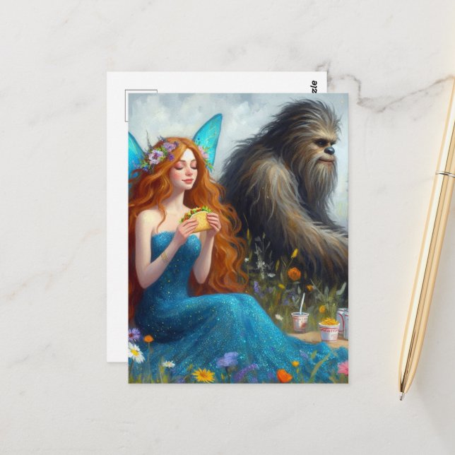 Sashquatch and a Fairy on a Picnic Postkarte (Vorderseite/Rückseite Beispiel)
