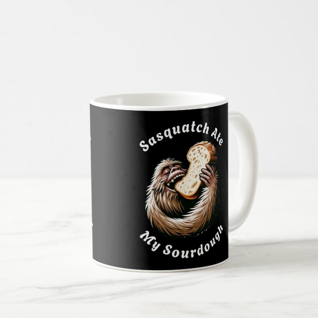 Sasquatch Ate My Sourdough Kaffeetasse (VorderseiteRechts)