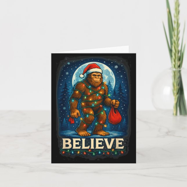 Sasquatch Christmas Lights Holiday Believe  Karte (Vorderseite)