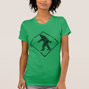 Sasquatch gegangenes Squatchin T-Shirt