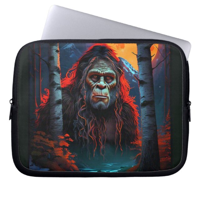 Sasquatch Moonlit Hunt Laptopschutzhülle (Vorderseite)
