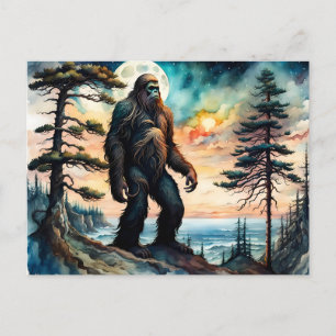 Sasquatch Stehend auf Ridge mit Blick auf den Ozea Postkarte