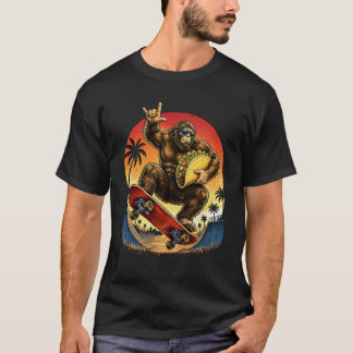 Sasquatch-Taco-Skateboard-Sonnenuntergang-Outdoor- T-Shirt