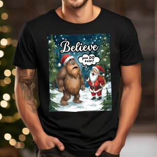 Sasquatch trifft auf lustigen Weihnachtsmann T-Shirt