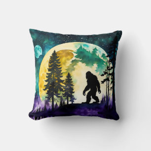 Sasquatch Vollmond auf dem Berg Kissen