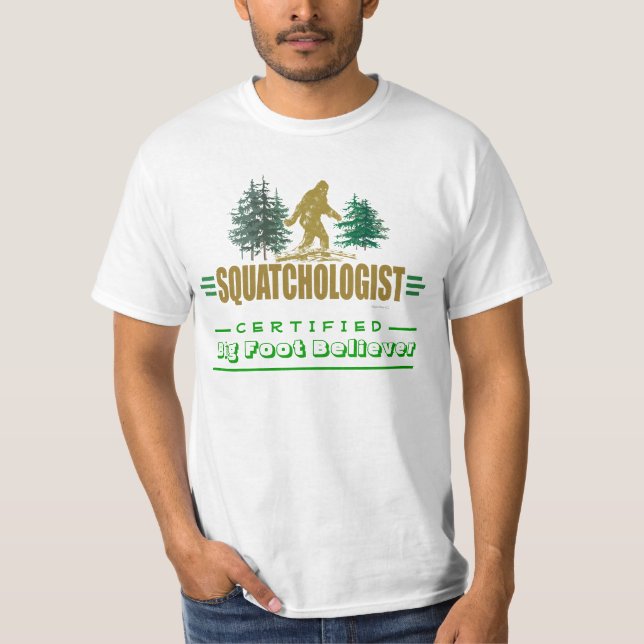 Sasquatching, Sasquatch Hunter T-Shirt (Vorderseite)