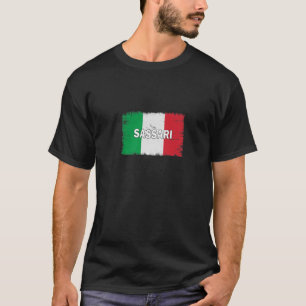 Sassari - Italien - Stadt mit italienischer Flagge T-Shirt