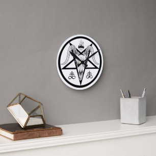 Satanische Wanduhr
